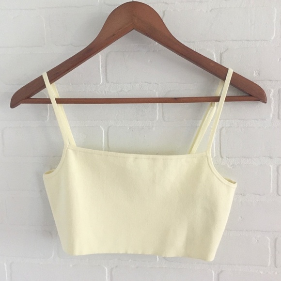 Aritzia Sunday Best Reese Sweater Knit bra top Crop Pastel Butter Yellow XL - Picture 6 of 9